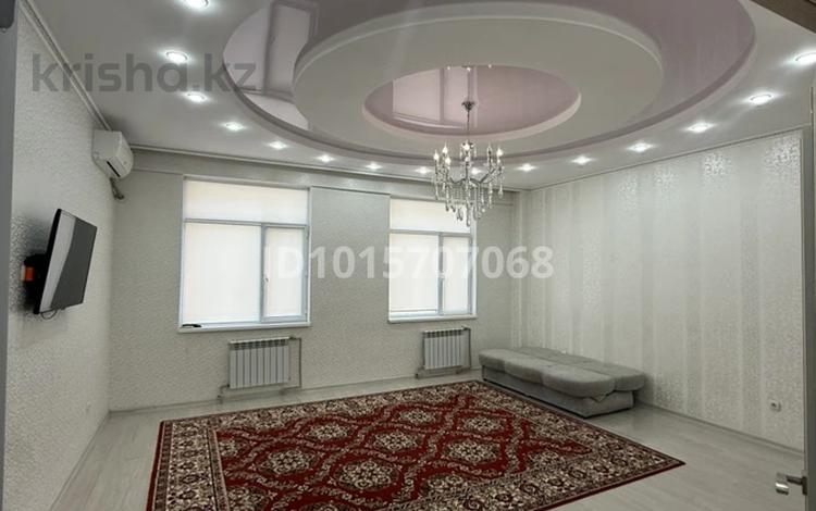 2-комнатная квартира · 82 м² · 6/11 этаж, 16-й мкр , 16-ш/а. 55 за 200 000 ₸ в Актау — фото 3