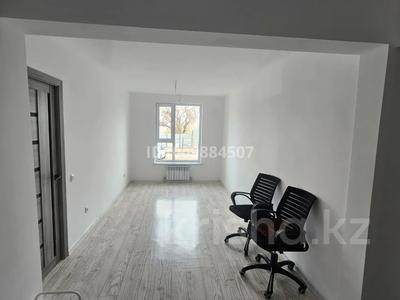 3-комнатная квартира · 70 м² · 1/10 этаж, Бирлик 1г за 50 млн 〒 в Кыргауылдах