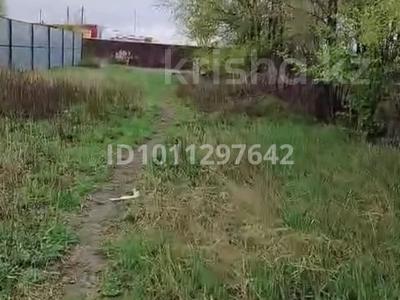 Участок · 8 соток, мкр 12 — Сзади Ликий Молли за 6.5 млн ₸ в Актобе