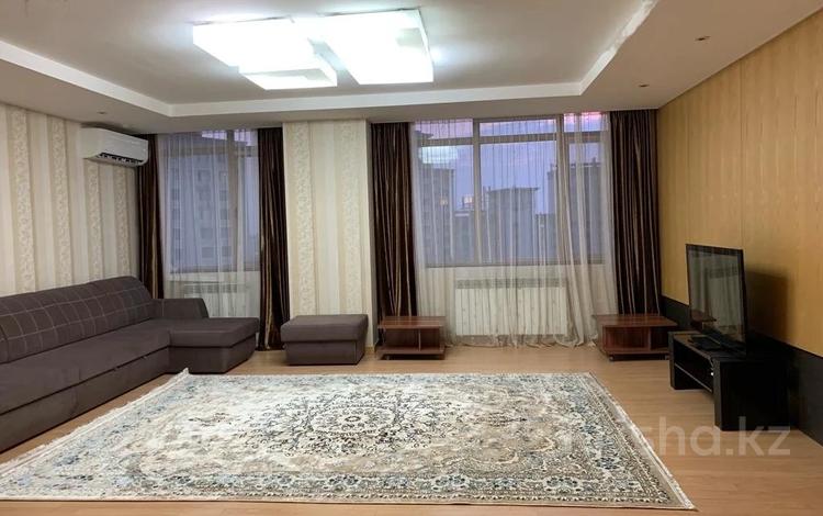 3-бөлмелі пәтер, 140 м², 10/18 қабат ай сайын, Кошкарбаева 2, бағасы: 500 000 〒 в Астане, Алматы р-н — фото 2