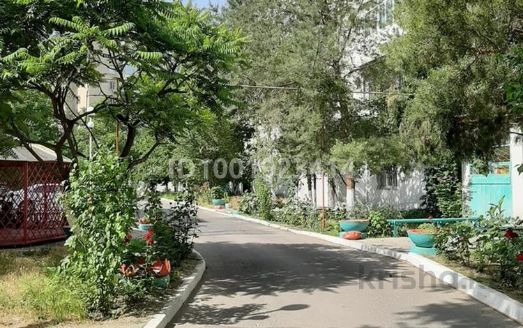 2-комнатная квартира · 54.3 м² · 5/5 этаж, Желтоксан — Угол Айтеке Би за 22 млн 〒 в Таразе — фото 2
