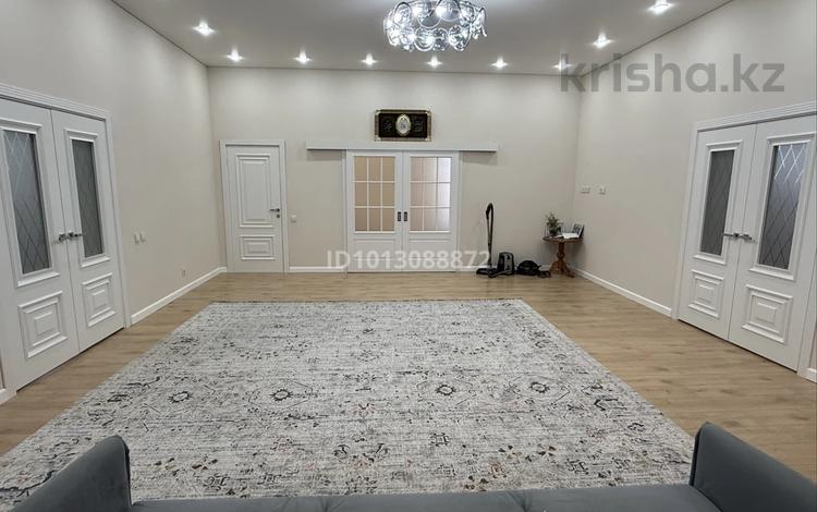 Жеке үй · 6 бөлме · 650 м² · 10 жүзд., 30-ш/а. 92, бағасы: 170 млн ₸ в Актау, 30-й мкр — фото 2