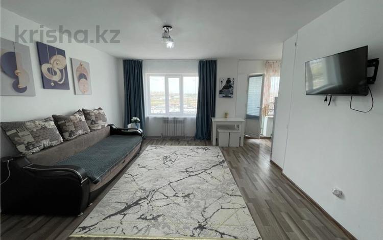 2-бөлмелі пәтер · 54 м² · 13/24 қабат, мкр Юго-Восток, микрорайон Байкена Ашимова, бағасы: 21.5 млн ₸ в Караганде, Казыбек би р-н — фото 3