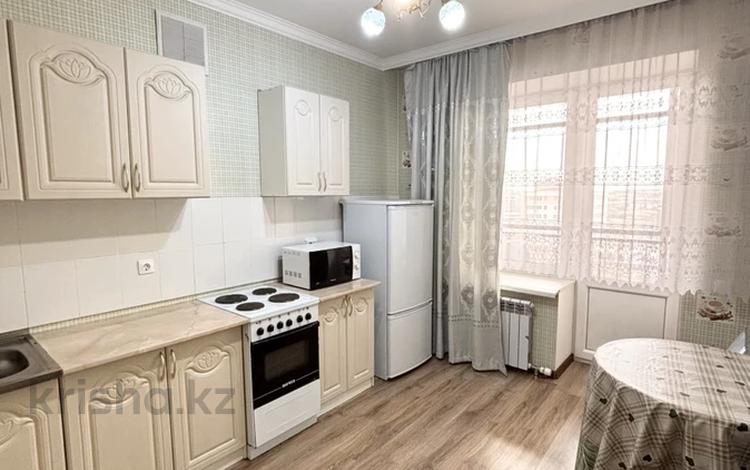 1-комнатная квартира · 41 м² · 8/8 этаж, Аль фараби 17 — Аль Фараби за 27 млн ₸ в Астане, Есильский р-н — фото 2