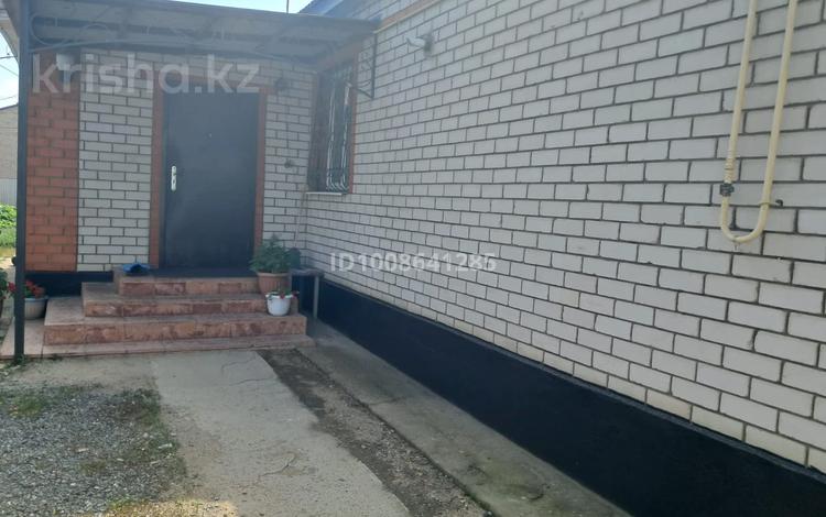 Жеке үй · 4 бөлме · 101 м² · 5 жүзд., Тұлпар 2 — Улица Тулпар, 2 176198,50.351353, бағасы: 25 млн ₸ в Актобе — фото 2