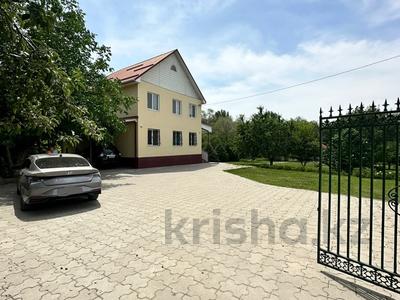 Отдельный дом · 7 комнат · 300 м² · 20 сот., Маметовой 1 за 85 млн 〒 в Бирлике