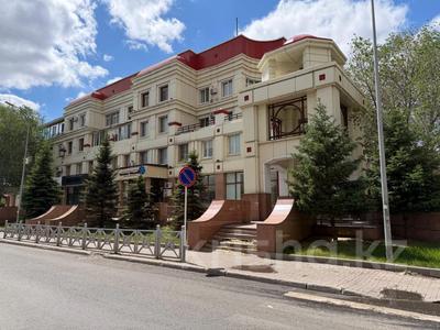 Свободное назначение, офисы, магазины и бутики, салоны красоты, медцентры и аптеки, образование, конференц-залы, кабинеты и рабочие места, студии · 190 м² за 1.2 млн ₸ в Астане, р-н Байконур
