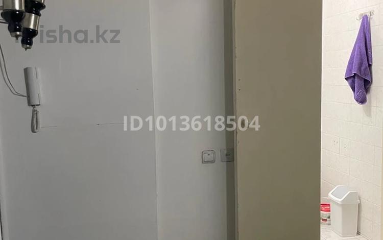 2-бөлмелі пәтер · 43 м² · 9/9 қабат, Жыбек жолы 81 — Панфилова, бағасы: 350 000 ₸ в Алматы, Алмалинский р-н — фото 2
