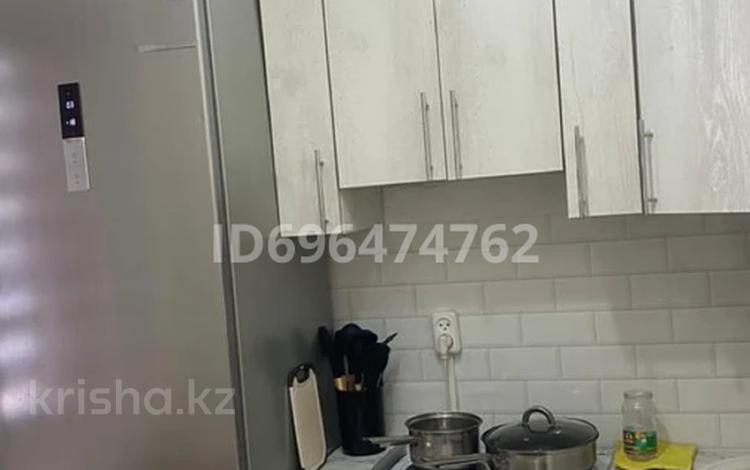 2-комнатная квартира · 60 м² · 1/5 этаж, Ердена 175 за 10 000 ₸ в Сатпаев — фото 2