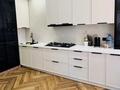 4-бөлмелі пәтер · 120 м² · 8/9 қабат, 20а ш/а. 3, бағасы: 500 000 ₸ в Актау, 20а мкр