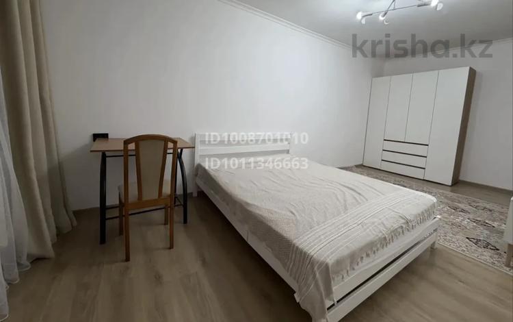 1-бөлмелі пәтер · 40 м² · 9/16 қабат, Чокина 100, бағасы: 17.5 млн 〒 в Павлодаре — фото 2