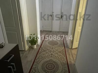 3-комнатная квартира · 74 м² · 2/5 этаж, Сырым Датова 35а за 27 млн ₸ в Атырау