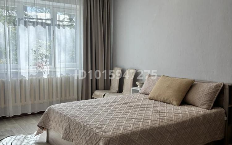 1-комнатная квартира · 46 м² · 3/5 этаж, мкр №12 5Б — Шаляпина, Алтынсарина за 270 000 ₸ в Алматы, Ауэзовский р-н — фото 2