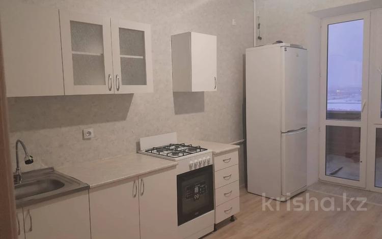 2-комнатная квартира, 63 м², 7/9 этаж помесячно, Береке 58