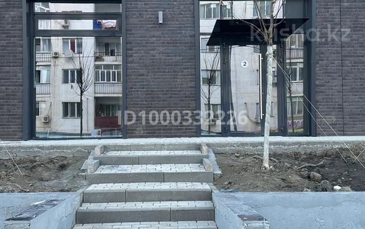 Свободное назначение, офисы, магазины и бутики, салоны красоты, медцентры и аптеки, образование, развлечения, конференц-залы, кабинеты и рабочие места, студии · 46 м² за 500 000 〒 в Атырау, мкр Нурсая — фото 2