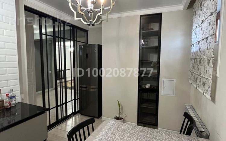 2-комнатная квартира · 70 м² · 7/16 этаж, Масанчи 23/1 за 470 000 ₸ в Алматы, Алмалинский р-н — фото 2