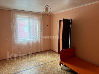 3-комнатная квартира · 100 м², Астана 9 за 40 000 〒 в 