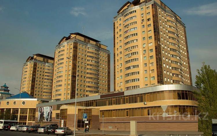 4-бөлмелі пәтер · 104 м² · 13/18 қабат, Туркестан 2, бағасы: 56 млн ₸ в Астане, Есильский р-н — фото 2