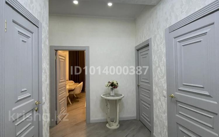 2-бөлмелі пәтер · 77 м² · 10/16 қабат, 17-ш/а., ​17-й микрорайон 6, бағасы: 46.5 млн ₸ в Актау, 17-й мкр — фото 2