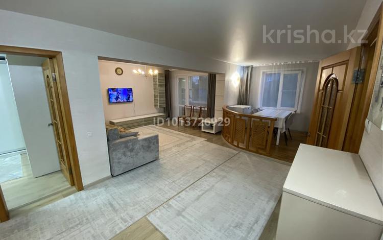 4-бөлмелі пәтер · 86 м² · 5/6 қабат, Жастар 18, бағасы: 40 млн ₸ в Усть-Каменогорске — фото 2