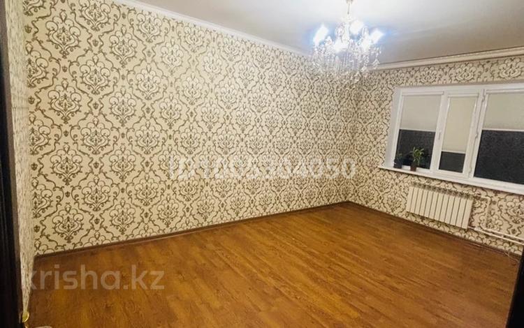 3-бөлмелі пәтер · 70 м² · 4/5 қабат, Чернышевского 1А, бағасы: 250 000 〒 в Боралдае (Бурундай), мкр Водник-1 — фото 2