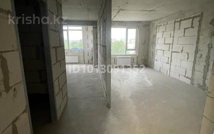 2-бөлмелі пәтер · 40.64 м² · 3/6 қабат, Халиуллина 196/17 — Magnum, бағасы: 25.8 млн ₸ в Алматы, Медеуский р-н — фото 14