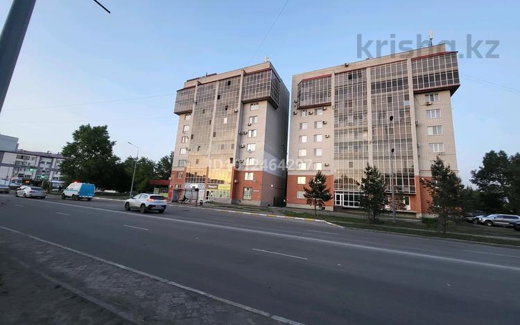 2-комнатная квартира · 70 м² · 2/9 этаж, Назарбаева 227 — Угол Шухова Назарбаева за 39 млн ₸ в Петропавловске — фото 2