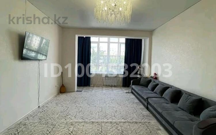 2-комнатная квартира · 71 м² · 3/10 этаж, мкр Астана, Абулхаирхана 147 — Больницы талап за 28 млн ₸ в Уральске — фото 11