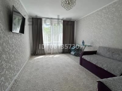 3-комнатная квартира · 70 м² · 2/9 этаж, 5 мкр 2 за 30 млн ₸ в Аксае