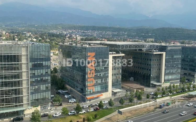4-бөлмелі пәтер · 180 м² · 14/21 қабат, Аль-Фараби 21, бағасы: 1.3 млн ₸ в Алматы, Бостандыкский р-н — фото 2