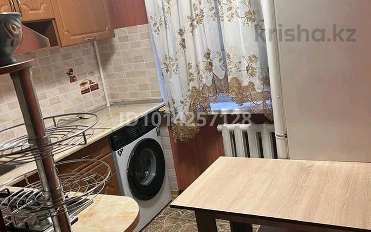 2-комнатная квартира · 48 м² · 3/4 этаж, мкр №9 48 — ул. Юрий Ким и ул. Берегового за 300 000 ₸ в Алматы, Ауэзовский р-н — фото 2
