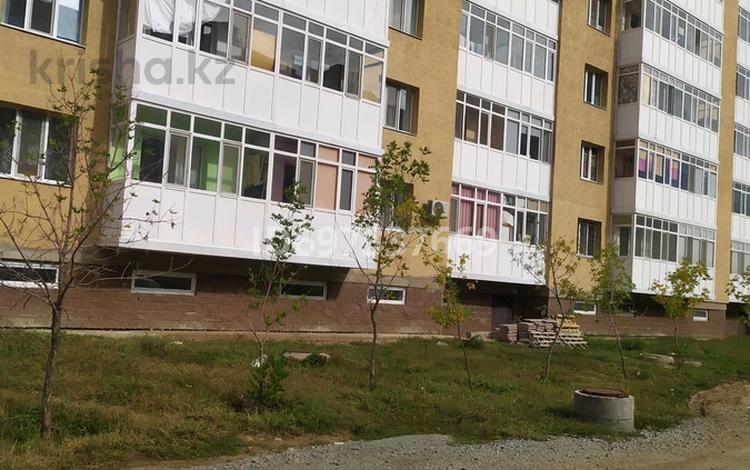 3-комнатная квартира, 95 м², 1/9 этаж, Жумабаева 60/4