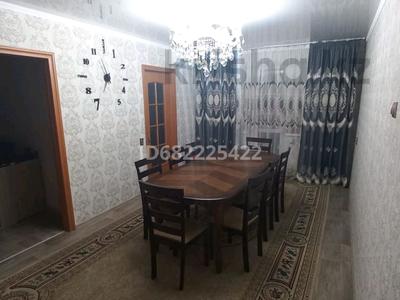 Продажа квартир в Карагандинской обл.: 4-комнатная квартира, 61 м², 5/5 этаж, 7 мкр 30 за 11.2 млн 〒 4-комнатная квартира, 61 м², 5/5 этаж, 7 мкр 30 за 11.2 млн 〒 в Темиртау