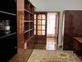 4-бөлмелі пәтер · 300 м² · 1/3 қабат, Хакимова 3, бағасы: 400 000 ₸ в Атырау — фото 8