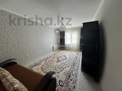 2-бөлмелі пәтер · 70 м² · 7/9 қабат, Алмагүл ш/а. 8 — Возле гор.роддома и Бакдаулет, бағасы: 200 000 ₸ в Атырау, мкр. Алмагуль