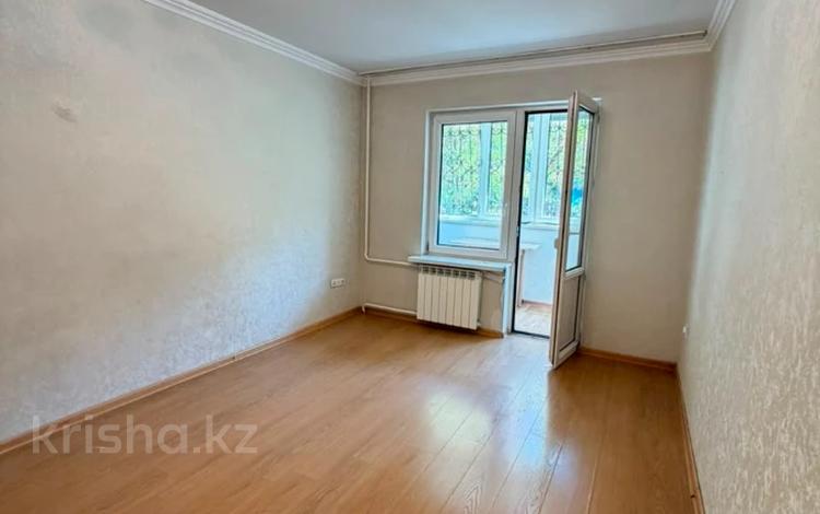4-бөлмелі пәтер · 82 м² · 2/5 қабат, Мамыр-1 ш/а. 15, бағасы: 65 млн ₸ в Алматы, Ауэзовский р-н — фото 3