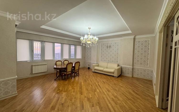 5-бөлмелі пәтер · 180 м² · 4/17 қабат, Конаева 91, бағасы: 450 000 ₸ в Шымкенте, Аль-Фарабийский р-н — фото 2