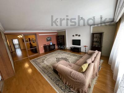 7-комнатная квартира · 250 м² · 5/6 этаж, мкр 5, Маресьева — Центральный стадион за 86 млн ₸ в Актобе