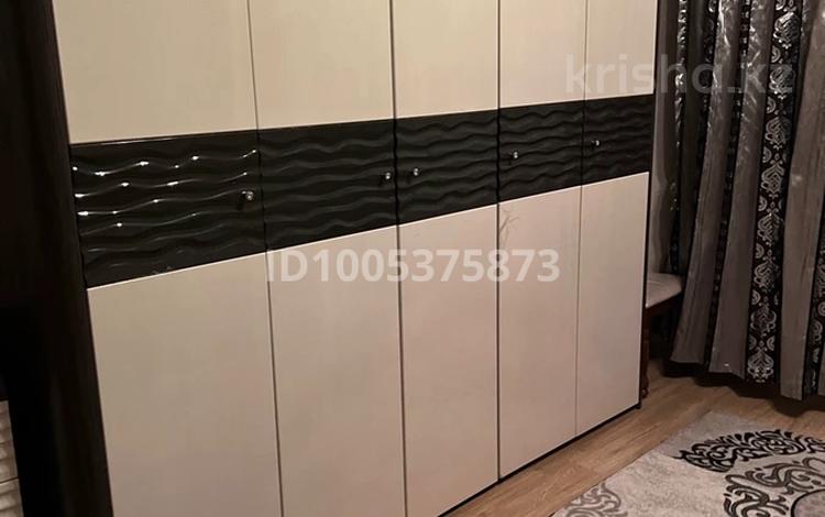 3-бөлмелі пәтер · 101 м² · 12/16 қабат, Абая 150/230, бағасы: 500 000 ₸ в Алматы, Бостандыкский р-н — фото 2