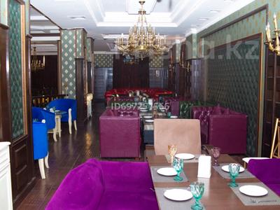 Свободное назначение, общепит, фитнес и спорт, медцентры и аптеки, образование, развлечения, конференц-залы, кабинеты и рабочие места, студии · 2000 м² за 1.8 млн 〒 в Таразе