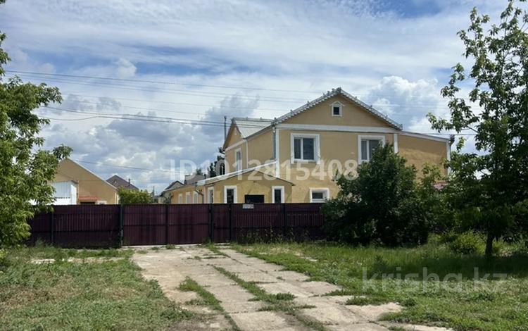 Жеке үй · 8 бөлме · 244.5 м² · 15 жүзд., Жаңа орда ш/а. 29 — Кызылжарская 29, бағасы: 110 млн ₸ в Уральске, мкр Жана Орда — фото 2