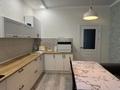 2-комнатная квартира · 78 м² · 3/8 этаж, мкр 4 33 за 32 млн ₸ в Уральске — фото 5