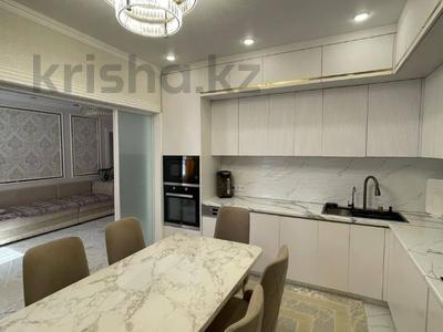 4-комнатная квартира · 107 м² · 8/9 этаж, Роза Багланова 2 за 77 млн ₸ в Астане, Нура р-н