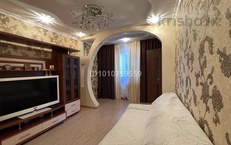 2-бөлмелі пәтер · 46 м² · 2/5 қабат, Пушкина 40 — AksuMall АксуМолл, бағасы: 15 000 ₸ — фото 13