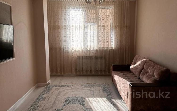 2-комнатная квартира · 74 м² · 3/10 этаж, мкр Аксай-4, Мкр. Аксай-4 119 за 53.5 млн 〒 в Алматы, Ауэзовский р-н — фото 4