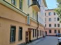 2-комнатная квартира · 50 м² · 2/4 этаж, проспект Бухар Жырау 30 — ул. И. Лободы за 180 000 ₸ в Караганде, Казыбек би р-н