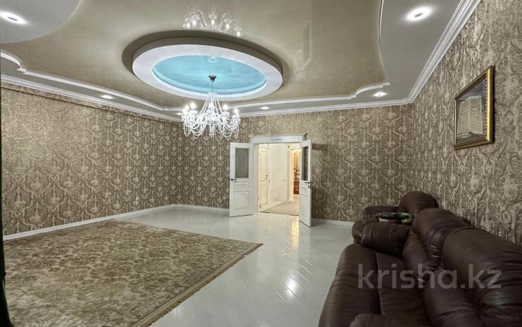 4-бөлмелі пәтер · 202 м² · 7/8 қабат, каратал, бағасы: 75 млн ₸ в Талдыкоргане, Каратал — фото 2