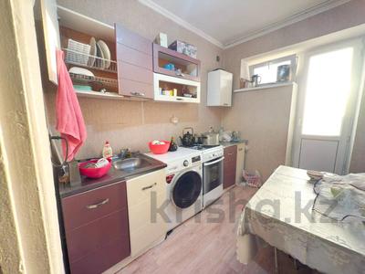 2-бөлмелі пәтер · 42 м² · 5/5 қабат, Жастар, бағасы: 13.3 млн ₸ в Талдыкоргане, мкр Жастар