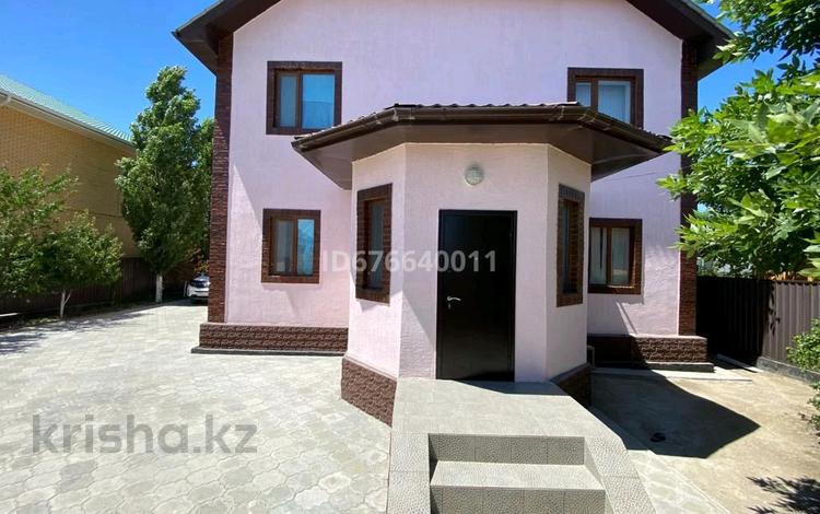 Жеке үй • 5 бөлмелер • 240 м² • 8 сот., Микрорайон Балауса 3 улица, бағасы: 45 млн 〒 в Атырау — фото 2