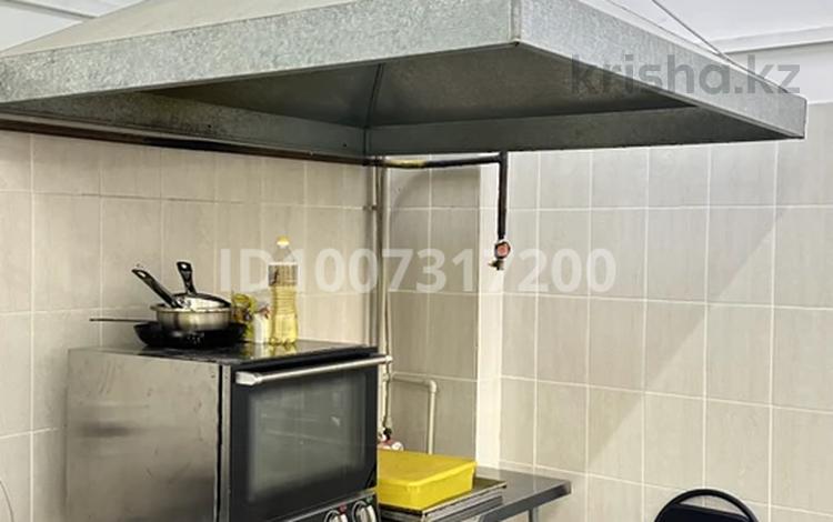 Қоғамдық тамақтану орны · 50 м², бағасы: 300 000 ₸ в Актау, 28-й мкр — фото 22